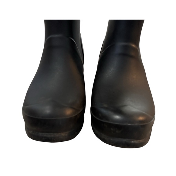 Hunter Classic Black Rain Boots - Picture 8 of 9